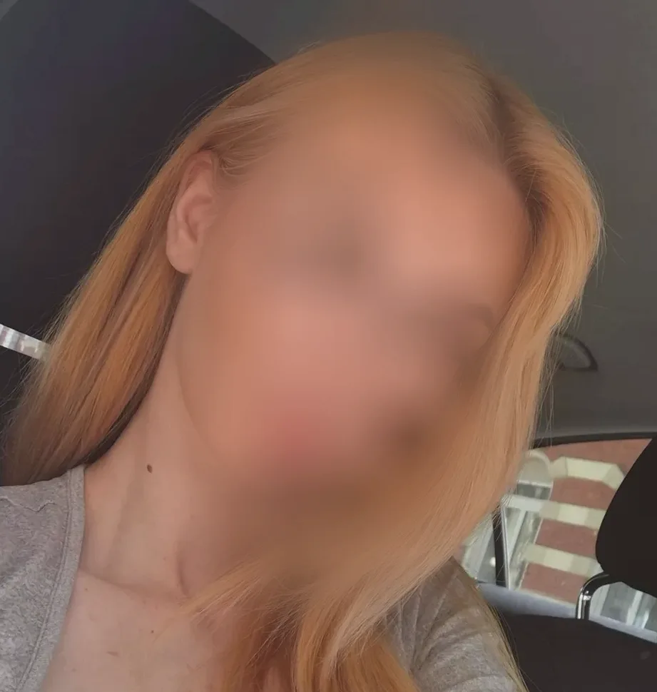 Angela, 20 anni