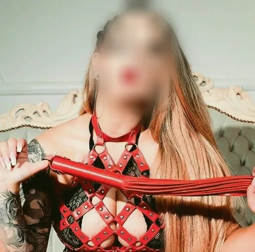 Elena, 36 anni